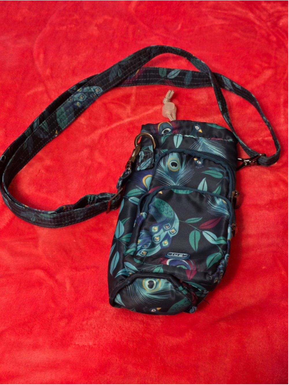 Lug Huggie Convertible Water Bottle Bag - Peacock Blue